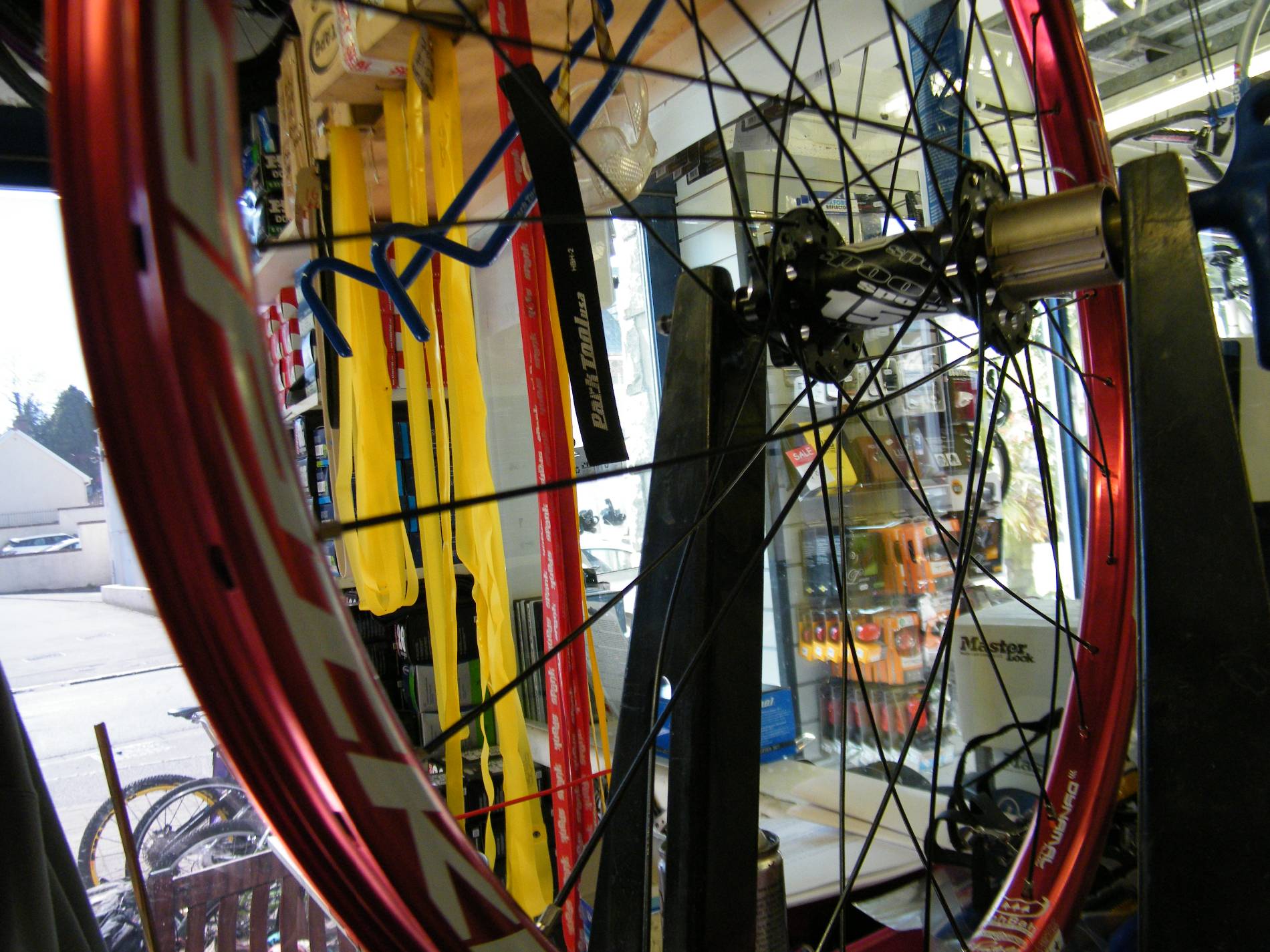 Fat bike wheel build! Adventure Cycles